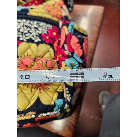 Vera Bradley Happy Snails Purse Travel Bag IPad Case Set Retired Pattern - Picture 12 of 15